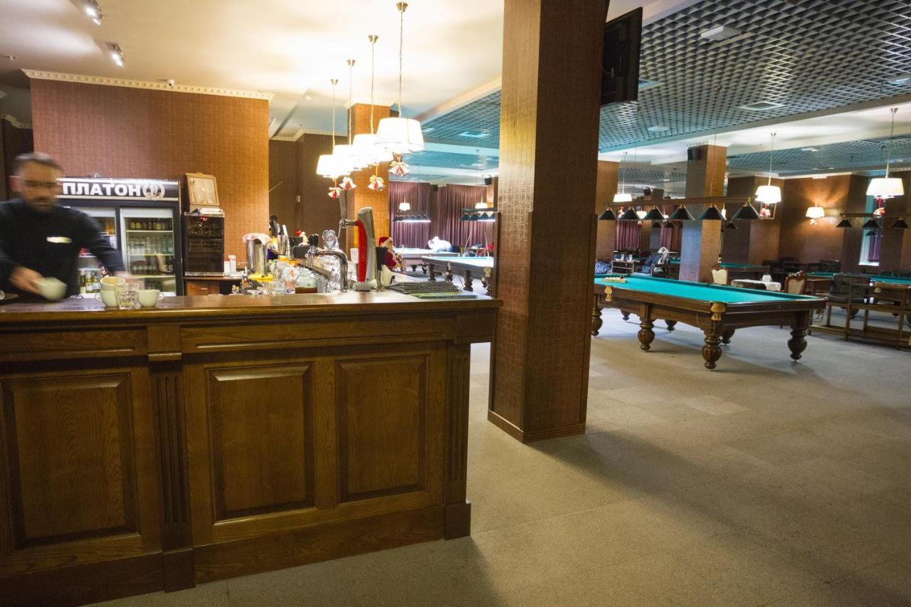Navit Apartments With Breakfast, Near The Railway Station, The City Center And The Park Kiev Exteriör bild
